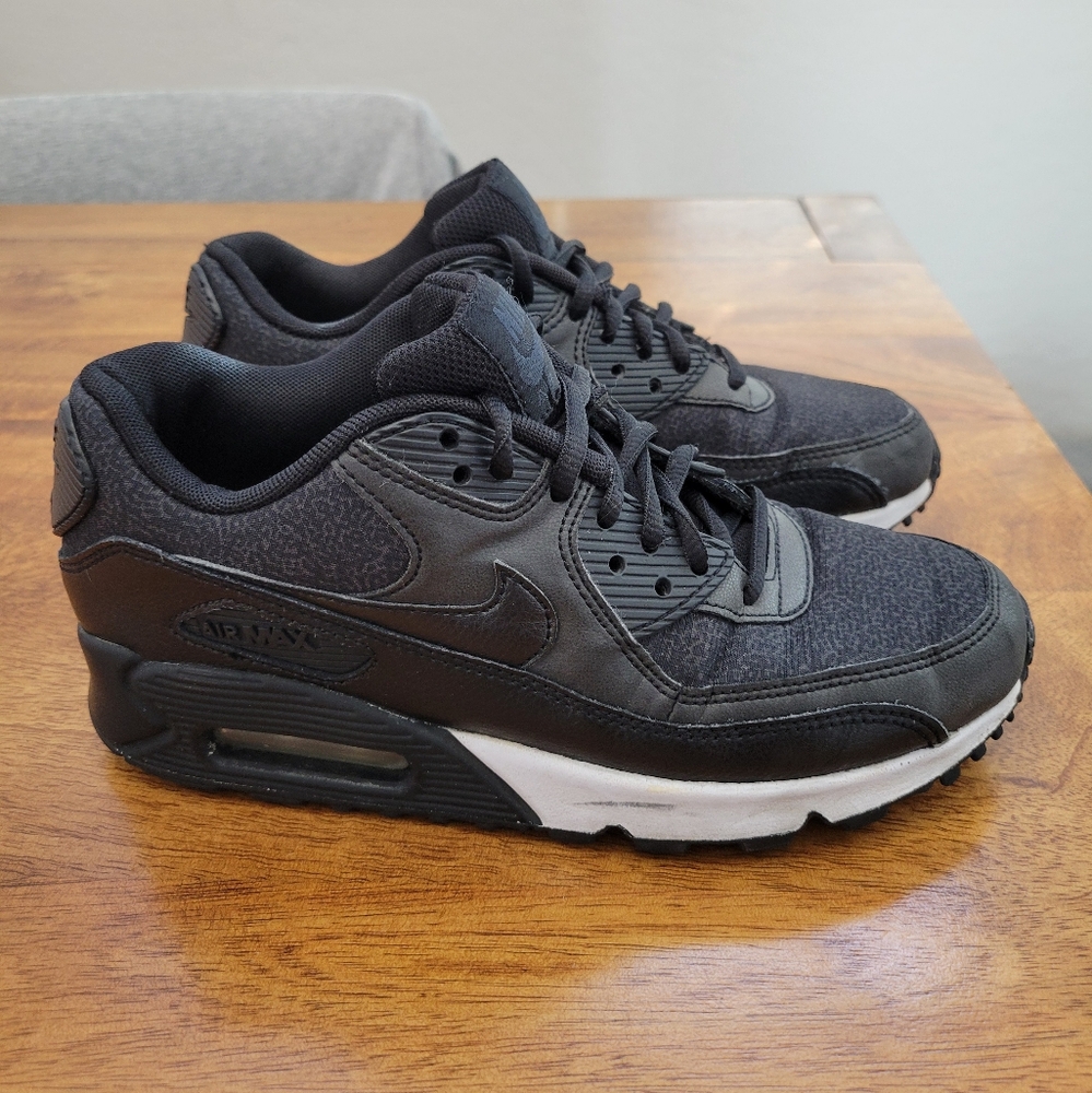 Nike Air Max 6.5 women's black